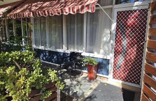 Semaphore House | Bohemian Beach Bliss 1 mins walk to the beach and 3 mins to Sema4 shops!