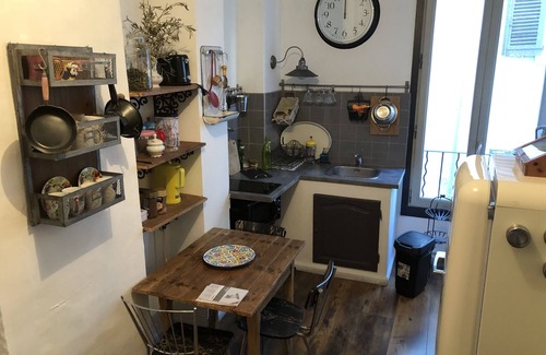 Avignon City Centre Apartment | Bohemian chic duplex in the heart of Avignon - 6-8 people
