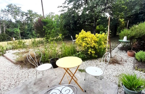 Valencay House | Bohemian chic house-3 bedrooms- 6 pers- garden- Valençay