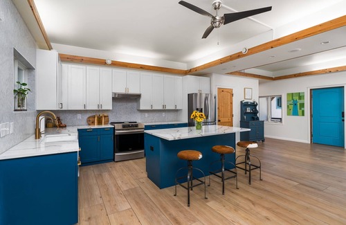 Cherrywood House | Boho-Ranch Retreat in Hip East Austin w Hot Tub and Cowgirl pool.