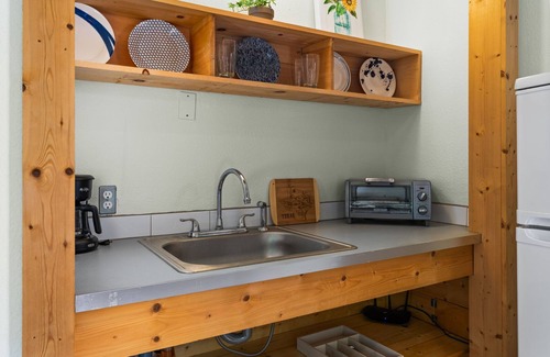 Cherrywood House | Boho-Ranch Retreat in Hip East Austin w Hot Tub and Cowgirl pool.
