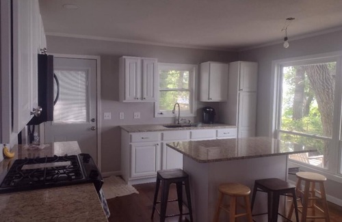 Spirit Lake House | BOJI SUNSET RETREAT nnON LAKE OKOBOJI