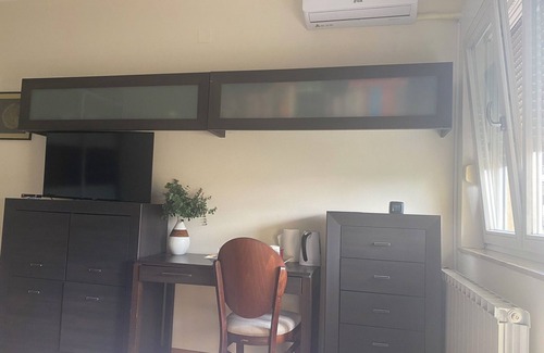 Banja Luka House | Bolek Mansion 2 A quiet and peaceful haven for rest, study or work