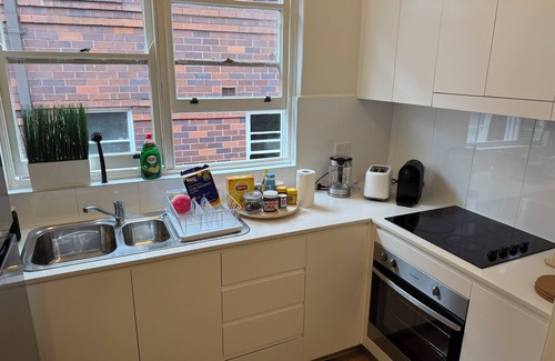 Bondi Beach Apartment | Bondi Bungalow