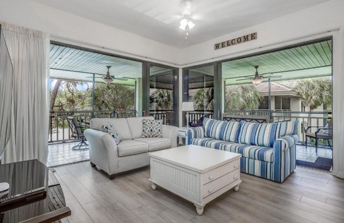Bonita Bay Apartment | Bonita Bay Escape