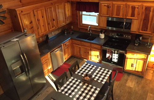 Kyle Cabin | BOOK NOW! BIG JUNE DISCOUNTS! JULY 4th STILL OPEN! Fishing,Rafting, and Hikingš£