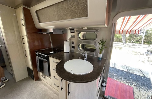 Wears Valley House | Book Now! Unique Smokies Glamping Experience!