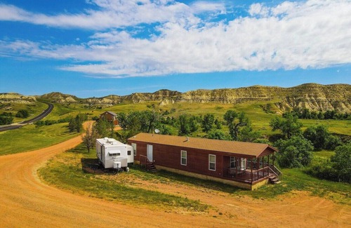 Medora Cabin | Boots Badlands Cabin Medora ND 2 BR 1 B Sleeps 6