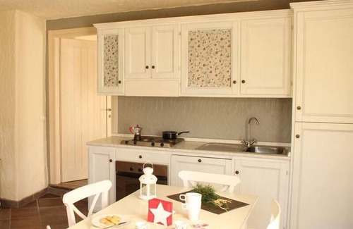 Colico Apartment | Borgo Erbiola Rosa Rustico Holiday Apartment with Pool
