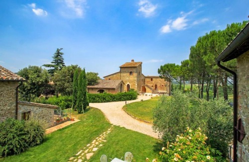Castiglione della Valle House | Borgo Monticelli by Interhome