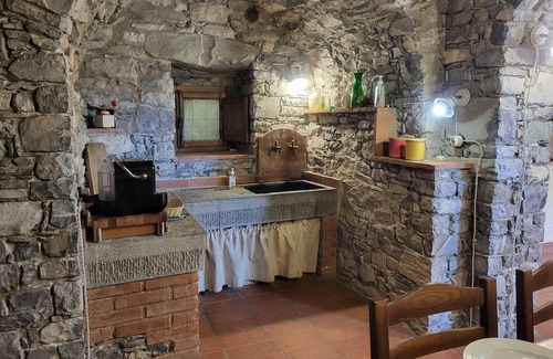 Fabbriche di Vallico Villa | Borgo Mulino,unique setting, private pool, mountain views WIFI, walk restaurant