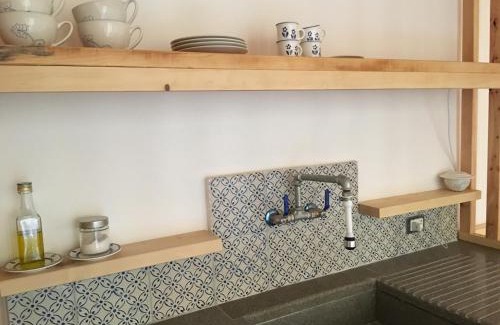 Strongoli Apartment | BORGO PETELIA, "Casa Perri", antica casa ristrutturata con terrazzo