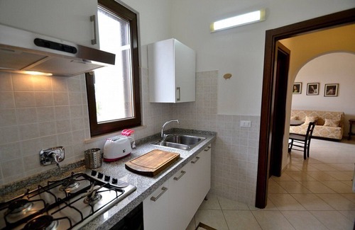 Diso House | Borgo Salino C: A characteristic and welcoming three-story apartment in the characteristic style of the Apulian countryside, with Free WI-FI.