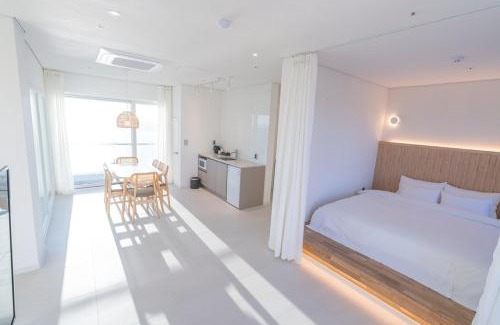 Kunip House | Boryeong I-Ocean Pool Villa
