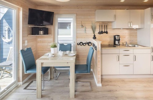 Burgstaaken Boat Rental | Bosse" Comfortable holiday residence"