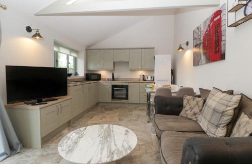 St. Brides Netherwent House | Bottom Lodge