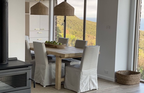 Killcare Heights House | Bouddi Ocean View Hideaway, 3 bedrooms