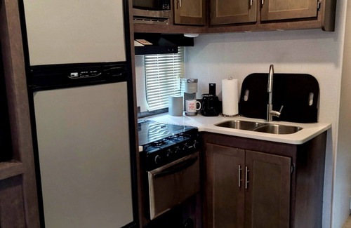 Town of Wappinger House | Bougie Bessie - Delivered to you!