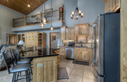 Deadwood House | Boulder Canyon Lodge