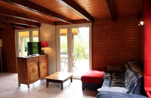Ecromagny Ski Chalet | Bouleau - Chalet en bois dans son écrin de verdure