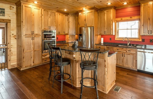 Port Royal House | Bourbon Trail/Ark Encounter/Horse Racing/Golf: Cabin, Fishing, & Hunting