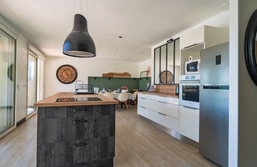 Dausse House | Bourgat by Interhome