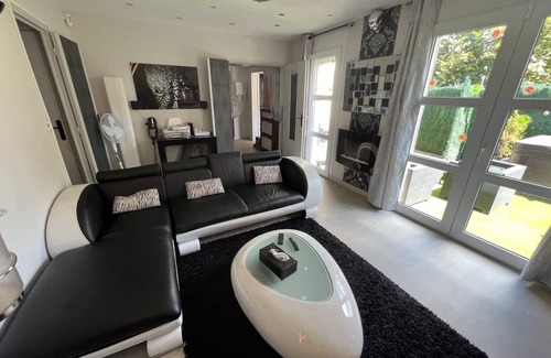 Bourges Apartment | Bourges Moderne F2 Parking&terrasse Centre Ville
