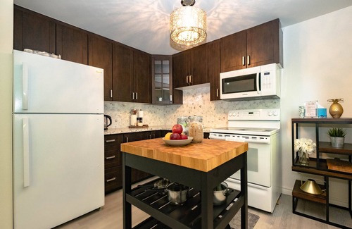 Brechin Cottage | Boutique 3-Bedroom Cottage w/Water Access & HotTub