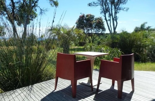 Hot Water Beach Apartment | Boutique Apartments With Sea Views (Bure 1 - Wera)
