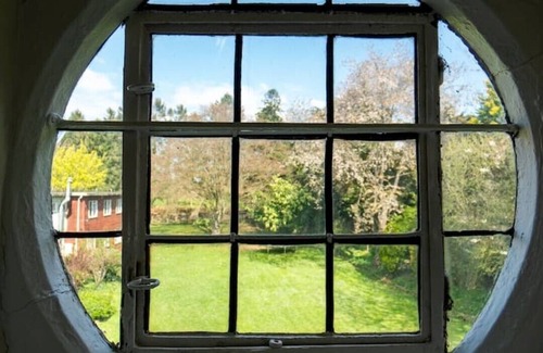 Earls Barton Apartment | Boutique Historical Country House Eleanor Suite