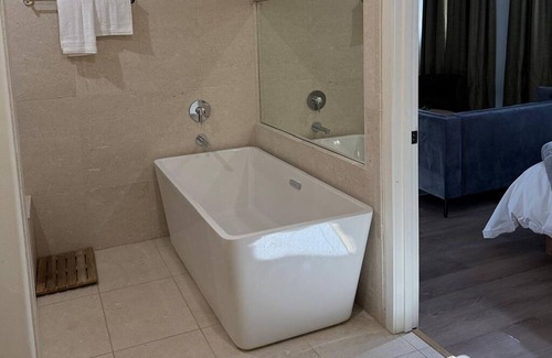 Downtown Tucson Hotel | Boutique hotel near street car and convention center