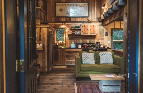 Ymir Cabin | Boutique Mountain Lodge - 4 Luxury Cabins, 20 km South of Nelson