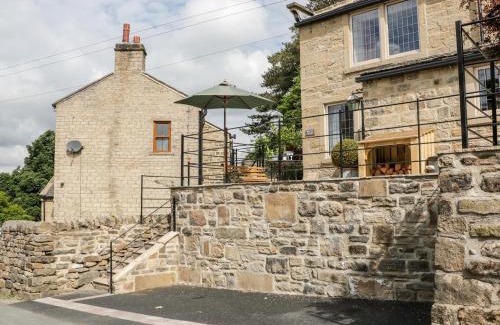 Oxenhope House | Box Tree Cottage