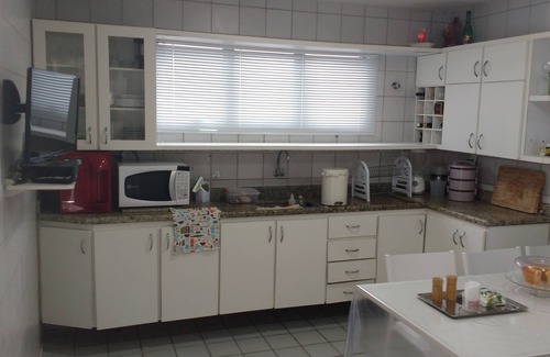 Lauro de Freitas House | Casa, 4 Quartos em Vilas do Atlântico a 300 mt Praia, Piscina e Suítes Completas
