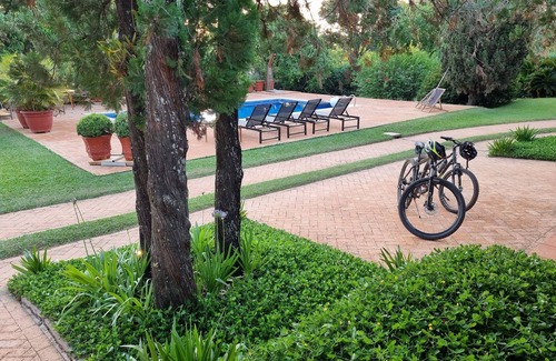Itirapina House | Casa de Campo no Condomínio Vila Pinhal na Represa do Broa