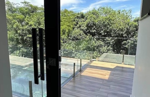 Foz do Iguacu House | Cozy house with pool and hot tub, sleeps up to 10 people