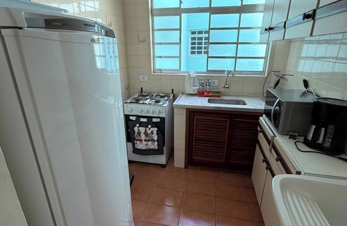 Tenorio Apartment | Praia Grande - Right on the sand (30 meters from the shore)