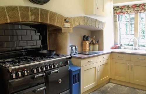 Birchover House | Bradley Hall