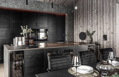 Sogndal Cabin | Brand new cabin with 10 beds, high standard and ski-in-ski-out