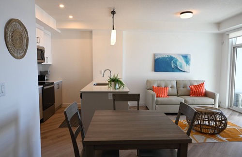 Springbank Hill Apartment | Brand new condo w/fantastic view at west 17 Ave