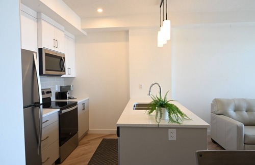 Springbank Hill Apartment | Brand new condo w/fantastic view at west 17 Ave