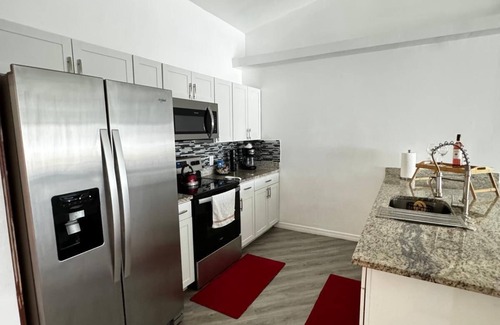 Mariner House | BRAND NEW, MODERN, COZY