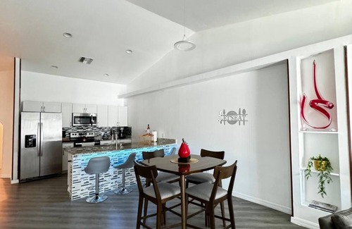 Mariner House | BRAND NEW, MODERN, COZY