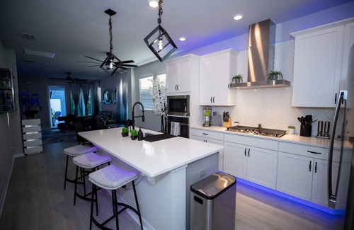 Colonialtown South House | Brand New Modern Pet Friendly Zen Home w/Private Home Theater & Hot Tub! by RedAwning
