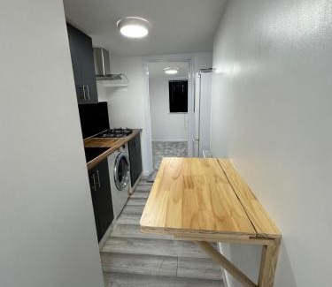 Bray on Thames Apartment | Brand New - One Bed Studio Flat
