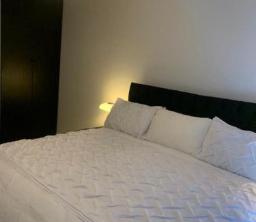 West Thurrock Apartment | Brand New Posh 1 Bed Lakeside Flat No parties No Events
