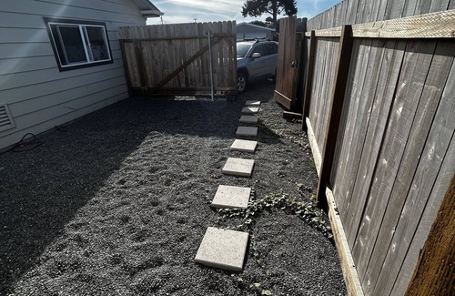 Eureka House | Brand New, Quaint 2 bedroom in Eureka. Walking distance to Henderson Center