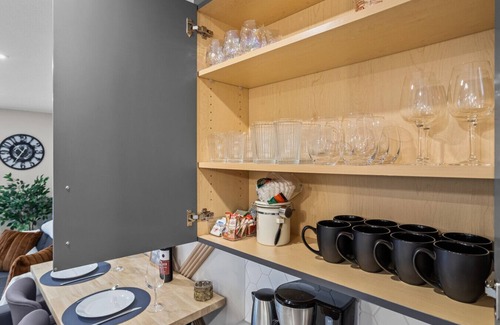 Harvie Heights Apartment | Brand new Townhouse at Gates to Banff National park - Mountain Views and Hot Tub