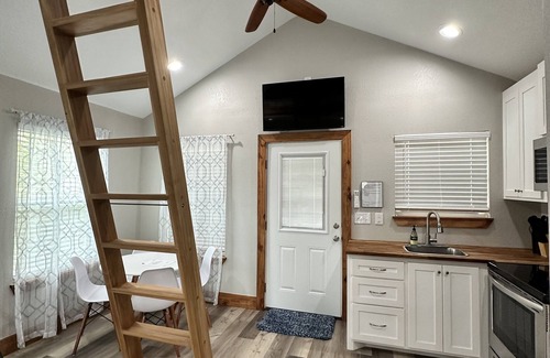 Trinity Cabin | Brand new waterfront cabin "C2"