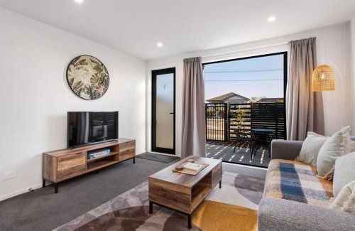 Sydenham Apartment | Brand New What a Steal Plus Free off Street Park
